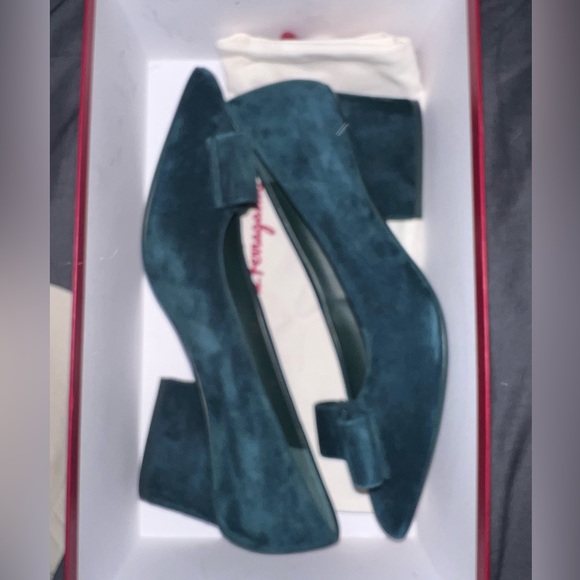 ‼️SOLD‼️ - Picture 2 of 3